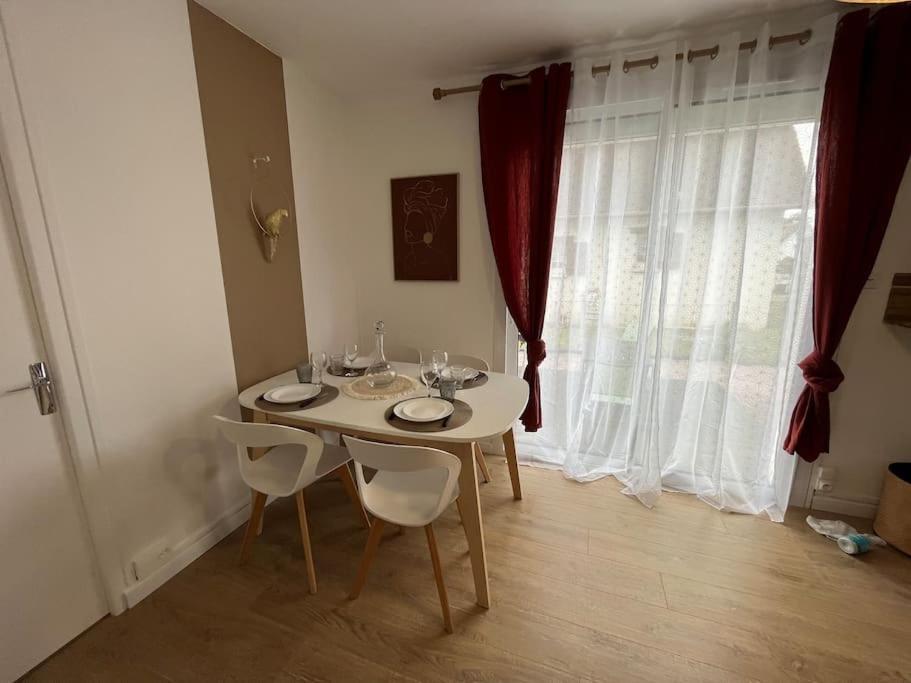 « L'hilo » 4 Personnes A 250 M De La Appartement *